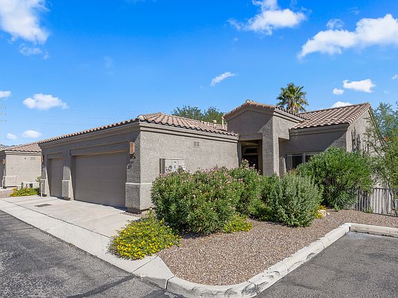 front of home with guest parking