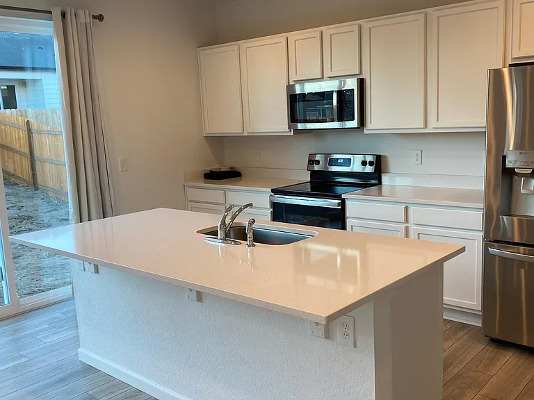 2714 Admer Dr — Photo 4