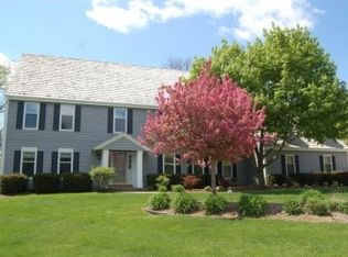 2510 Dorset Ct, Brookfield, WI 53045