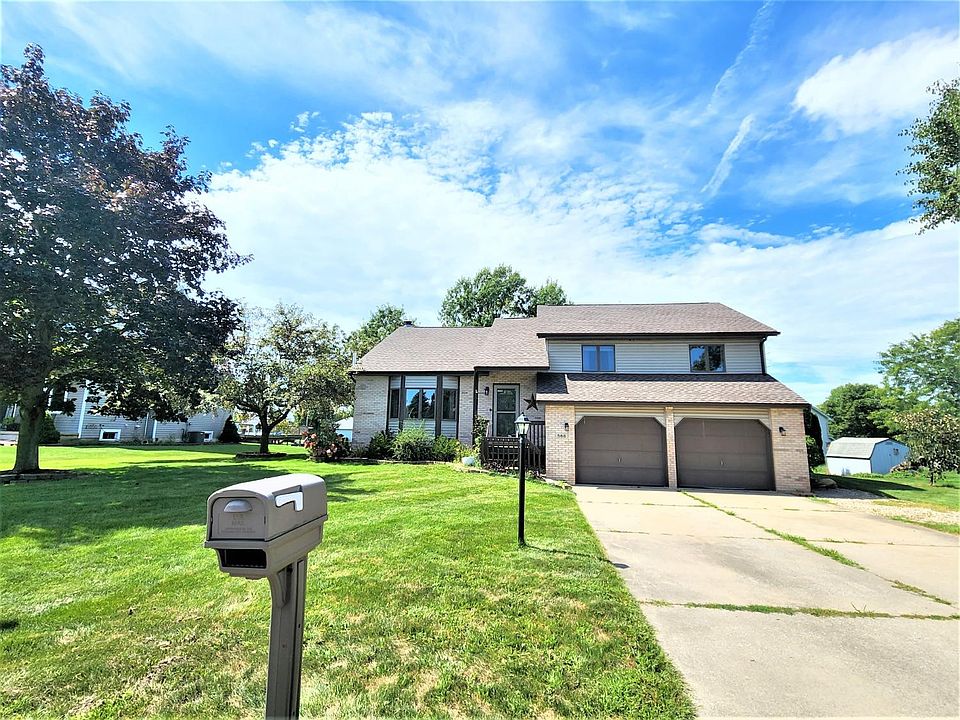 1st image of 568 Glenwood Dr