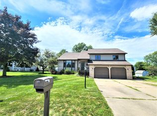 568 Glenwood Dr, Valparaiso, IN 46385