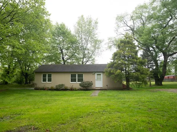 12 W Wind Ln, Brewster, NY 10509