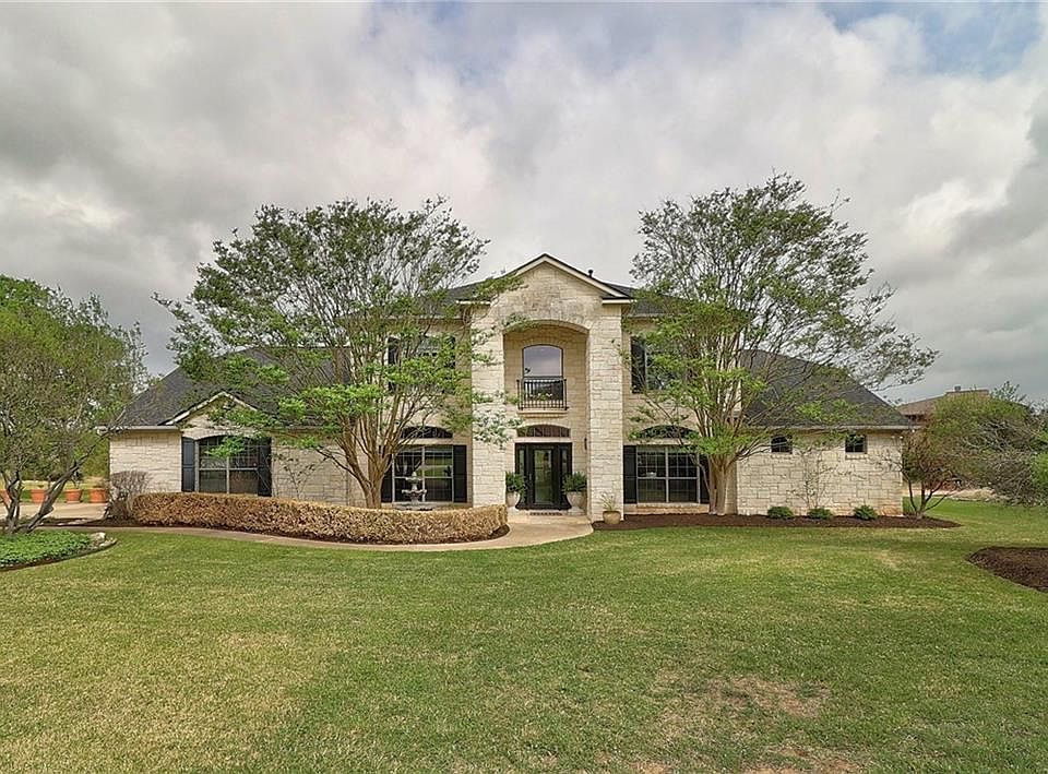 1st image of 434 Nicholas Ln