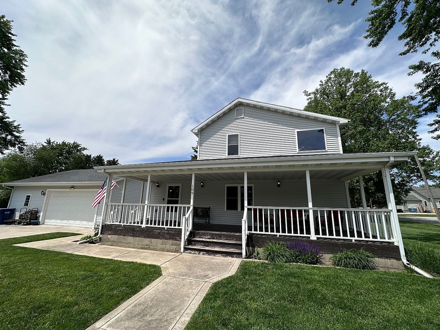 109 E Griggs St, Mansfield, IL 61854 | Zillow