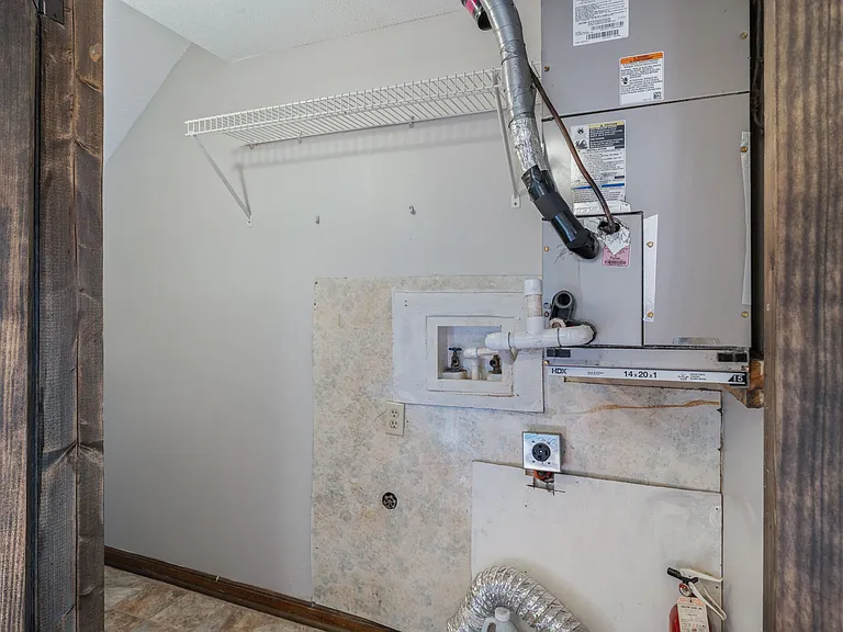 354 Indian Hills Cir #2 — Photo 16