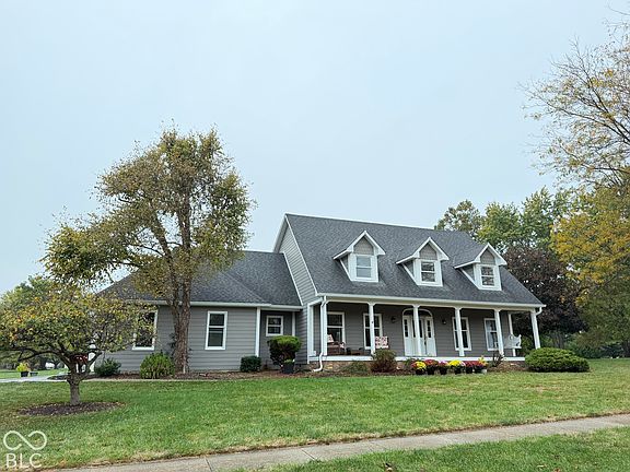 2nd image of 1206 S Alfred Cir