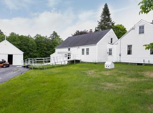 3427 Middle Rd, Sidney, ME 04330