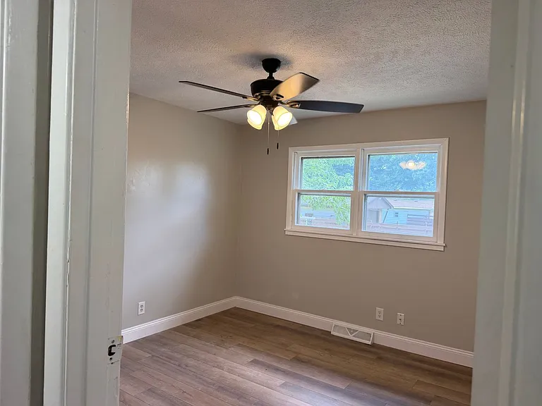 24 Villanova Dr — Photo 15