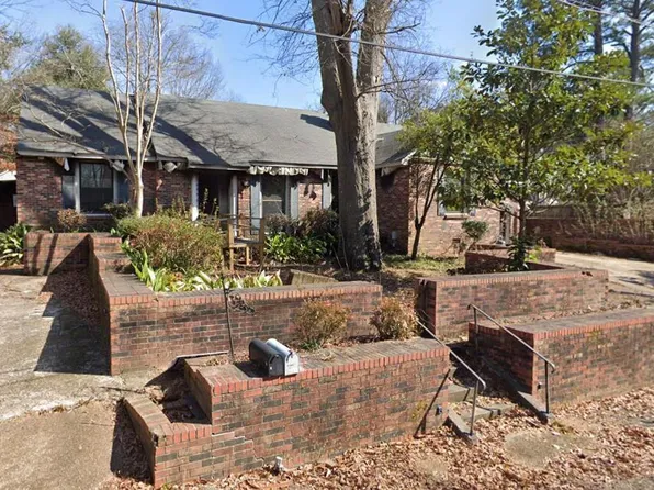 1204 Linden Pl, Jackson, MS 39202