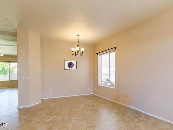 4th image of 851 W Cherrywood Dr