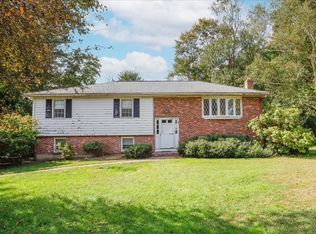 1 Donald Cir, Andover, MA 01810