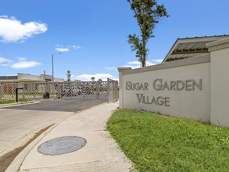 901 Sugar Garden Ave #3 — Photo 3