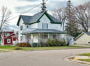 401 N 2nd St, Abbotsford, WI 54405