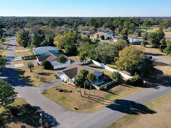 3rd image of 15 Clark Ln