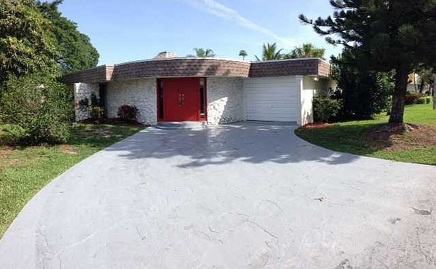 1st image of 6203 Royal Poinciana Ln
