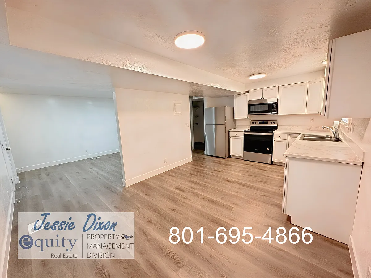 Building Photo - 223 W 2350 N #C