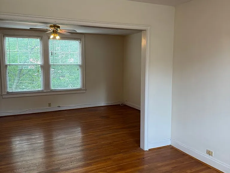Madison Court — Photo 20