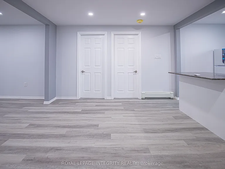 345 Richelieu Ave — Photo 28