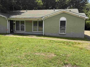 1857 S Perkins Rd, Memphis, TN 38117