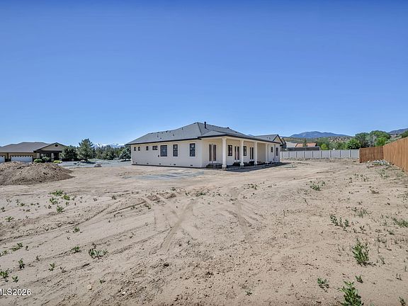 5th image of 902 Coffey Dr