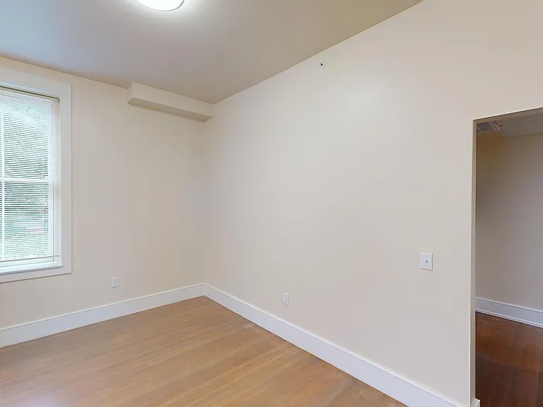 101 Peete St #4 — Photo 24