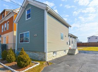 44 Arlington Ave, Warren, RI 02885