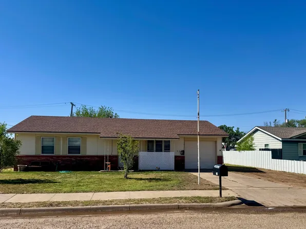 714 NE 1st Pl, Tulia, TX 79088