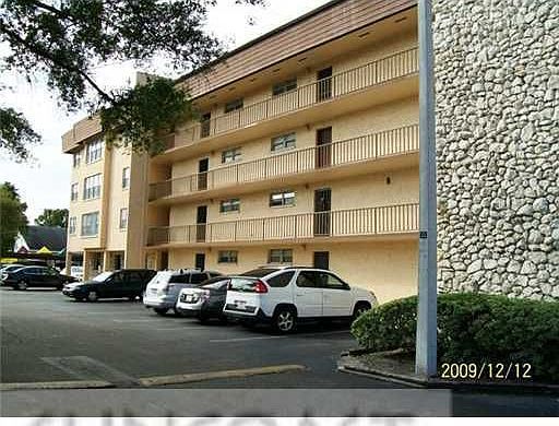 3rd image of 5820 N Church Ave Unit 459