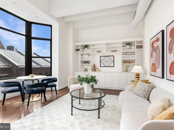 3299 K St NW APT 401, Washington, DC 20007