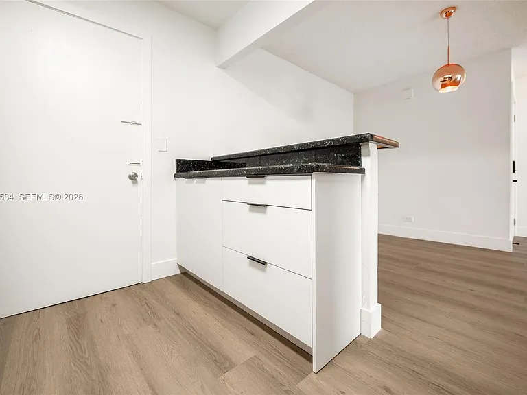8107 SW 72nd Ave #413E — Photo 11