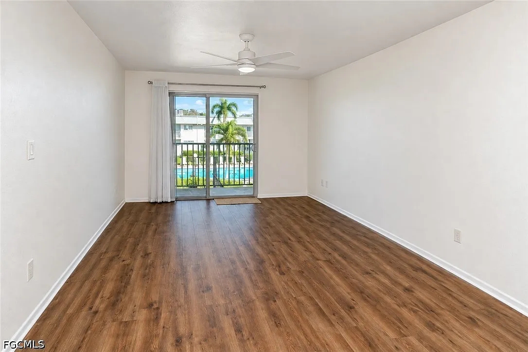 1 bed, 1.0 bath, 913 sqft, $1,300 — Photo 3