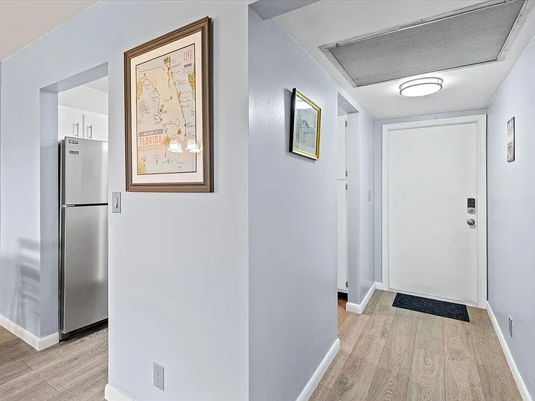 300 Waterway Dr S #308 — Photo 19