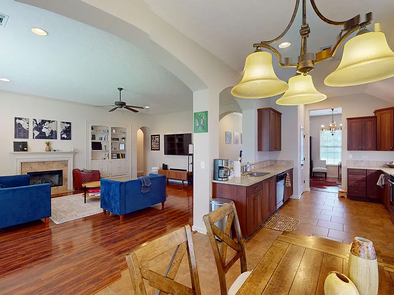 10533 Duncannon Trl — Photo 15