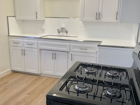 4th image of 14330 Christine Dr #F