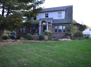 4054 Amick Ave, Des Moines, IA 50310