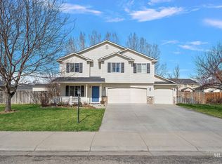 322 E Jamestowne Ct, Kuna, ID 83634