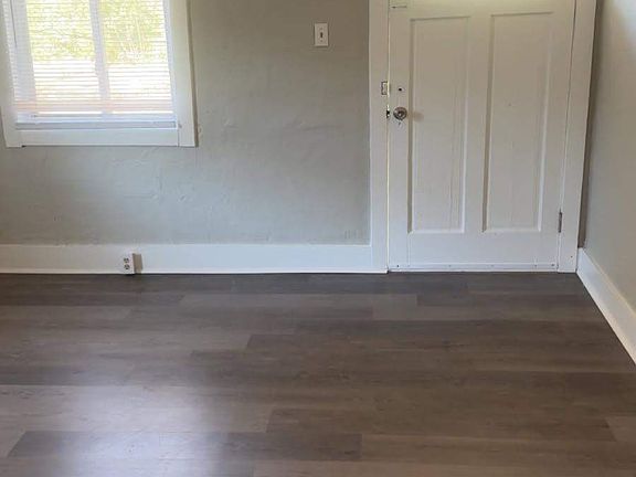 2nd image of 805 Rountree Ave SE #2