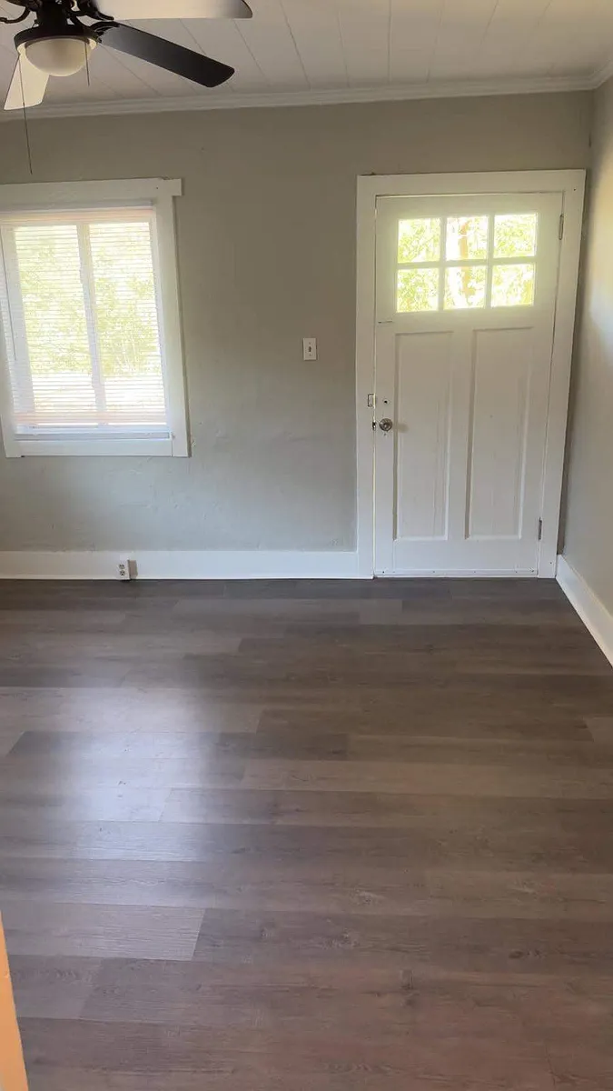 Building Photo - 805 Rountree Ave SE #2