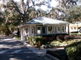 1971 Colonial Dr, Green Cove Springs, FL 32043