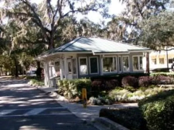 1971 Colonial Dr, Green Cove Springs, FL 32043