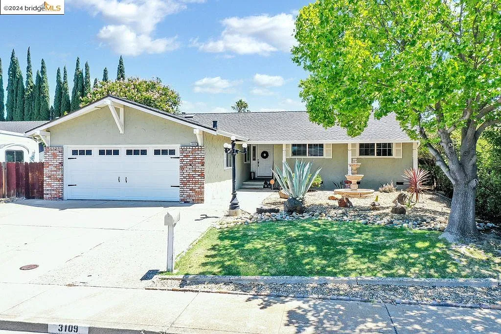 3109 Barmouth Dr photo 1