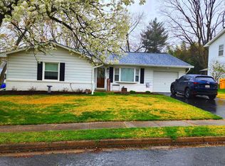 2281 Four Seasons Dr, Gambrills, MD 21054
