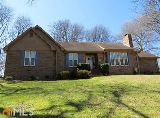 45 Cane Brake Cir, Toccoa, GA 30577