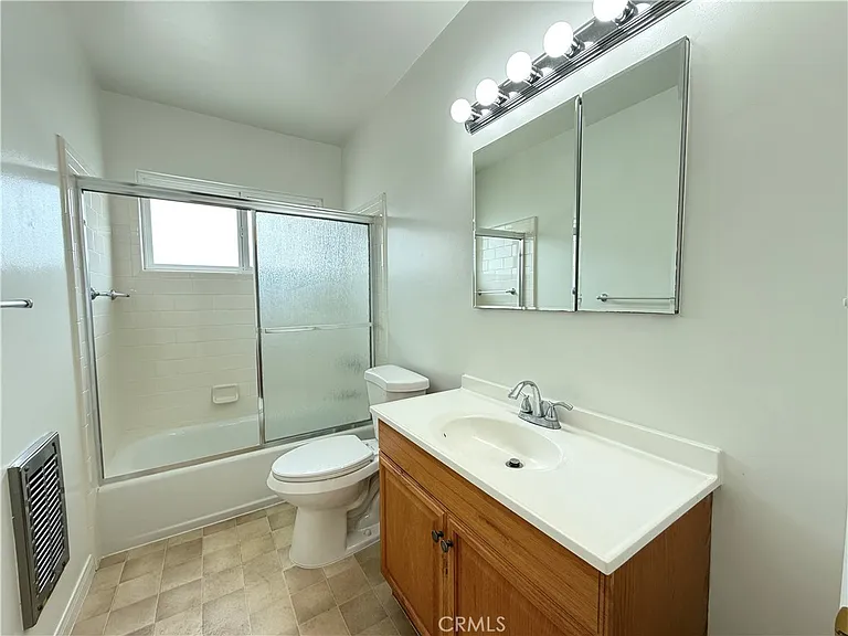 8665 S Chalmers Dr #4 — Photo 15
