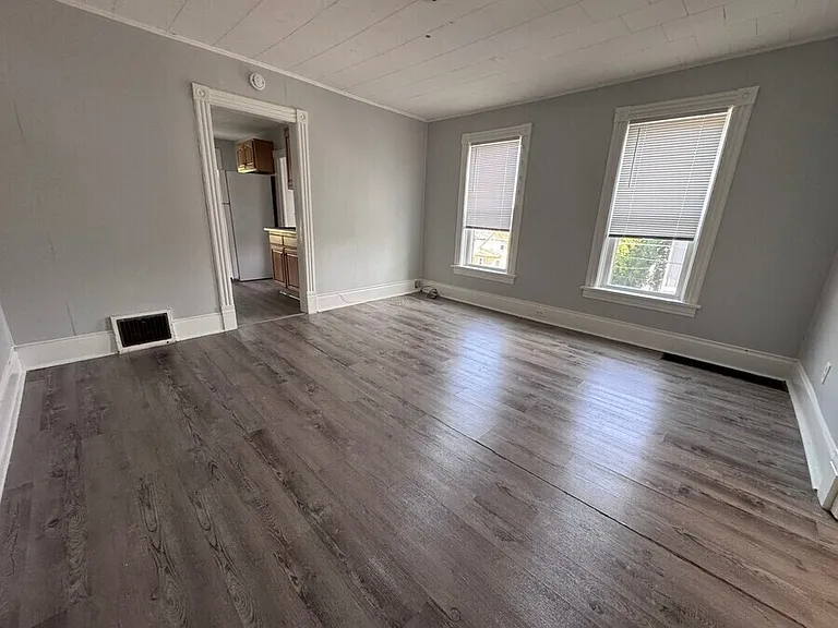 618 N 7th Ave E #UPPER — Photo 6