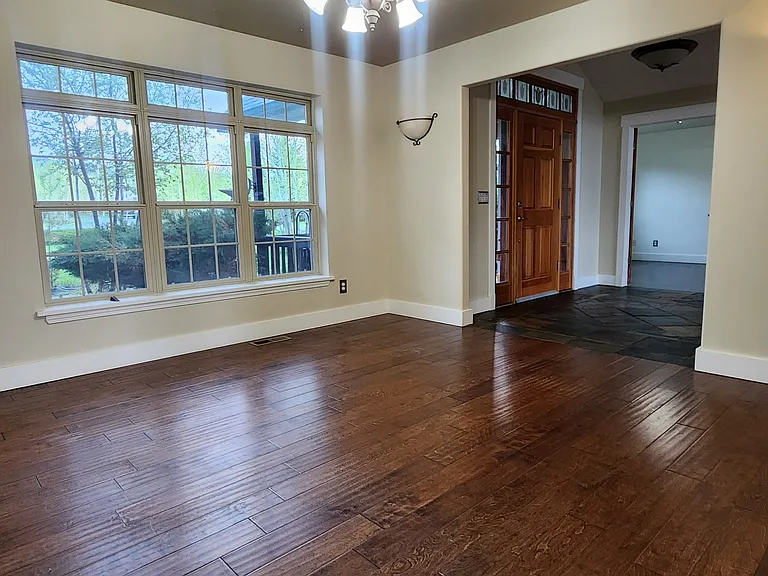 8105 Alamosa Ln — Photo 12