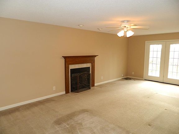 2nd image of 875 Sugarcane Way