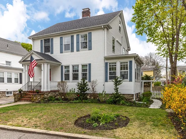 17 Sycamore St, Norwood, MA 02062