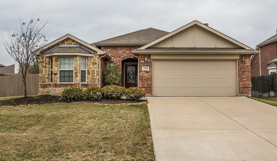 1st image of 2109 Fairmount Park Dr
