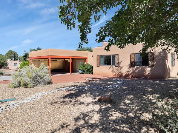 4805 Trumbull Ave SE, Albuquerque, NM 87108
